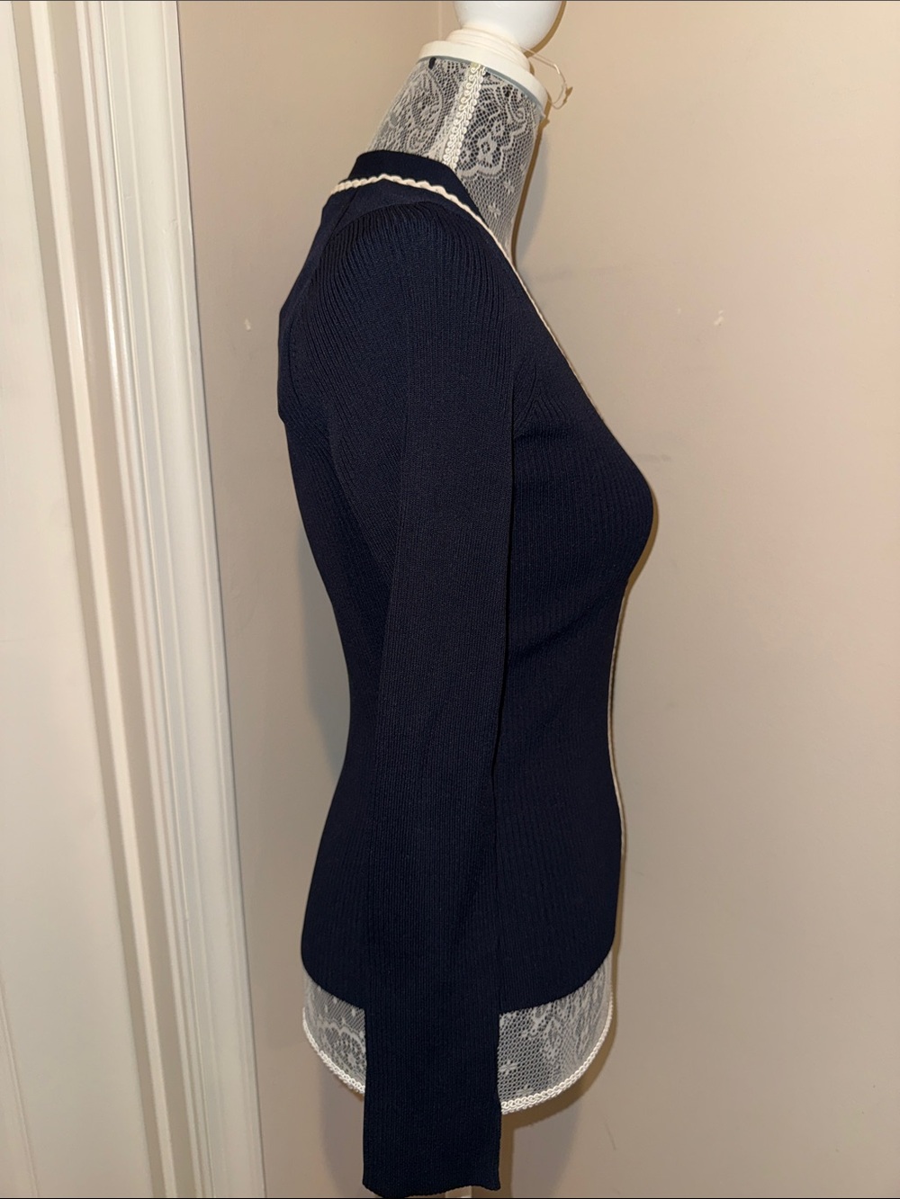 Reiss Lauri Craft-Stitch Top navy ivory
 size medium NWT - Picture 7 of 8